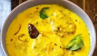 Kadhi Pakora